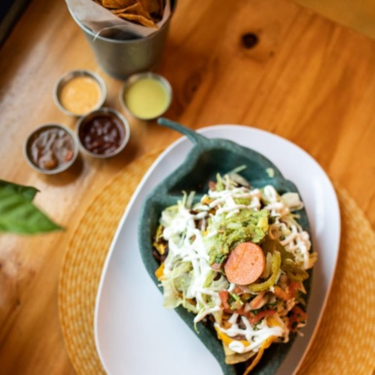 Crave-Worthy Nachos: A Tex-Mex Delight