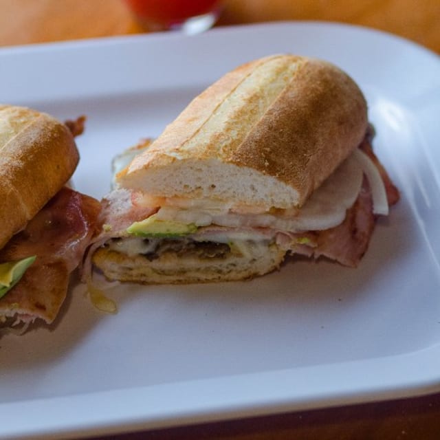 Torta Hawaiiana.